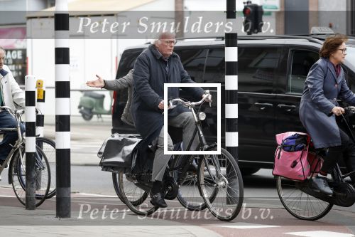 Amsterdam 10 april 2018
Henk Spaan bellend op de fiets in Amsterdam