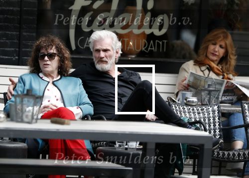 Amsterdam 11 april 2018
Henriette Tol met partner Rob Snoek op terras