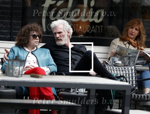 Amsterdam 11 april 2018
Henriette Tol met partner Rob Snoek op terras