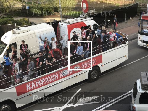 Eindhoven, 16 April 2018
PSV-AJAX, eindstand 3-0 en Landskampioen Seizoen 2017-2018
Huldiging op het gemeentehuis Eindhoven