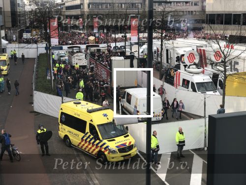 Eindhoven, 16 April 2018
PSV-AJAX, eindstand 3-0 en Landskampioen Seizoen 2017-2018
Huldiging op het gemeentehuis Eindhoven