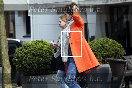 Amsterdam 14 april 2018 
Isa Hoes en haar dochter Vlinder eten ijsje