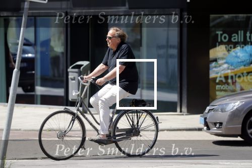 Amsterdam 5mei 2018
Ivo Niehe op zijn damesfiest in Amsterdam zuid.