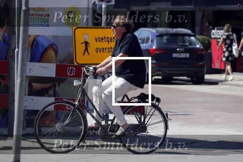 Amsterdam 5mei 2018
Ivo Niehe op zijn damesfiest in Amsterdam zuid.