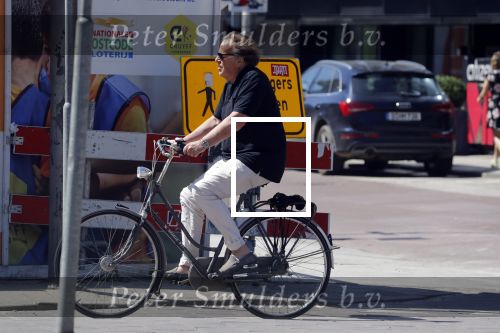 Amsterdam 5mei 2018
Ivo Niehe op zijn damesfiest in Amsterdam zuid.