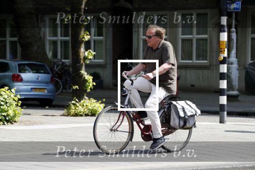 Amsterdam 11 mei 2018 
Ivo Niehe op zijn (dames)fiets
