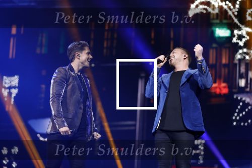 Amsterdam 14 april 2018
Heel holland zingt Hazes in het ziggo dome met oa Andre Hazes Jr Jeroen v d Boom Xander de Buisonje Roxeanne Hazes (zwanger) Peter Beense Trijntje Oosterhuis Danny de Munk Silver Metz en Barry Hay. Jamai Looman