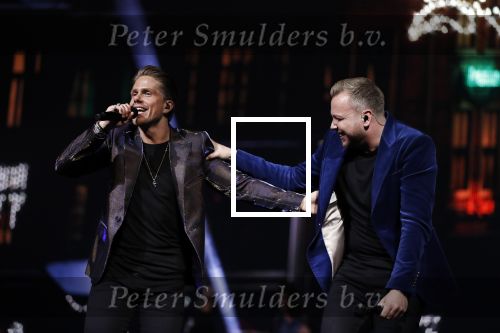 Amsterdam 14 april 2018
Heel holland zingt Hazes in het ziggo dome met oa Andre Hazes Jr Jeroen v d Boom Xander de Buisonje Roxeanne Hazes (zwanger) Peter Beense Trijntje Oosterhuis Danny de Munk Silver Metz en Barry Hay. Jamai Looman