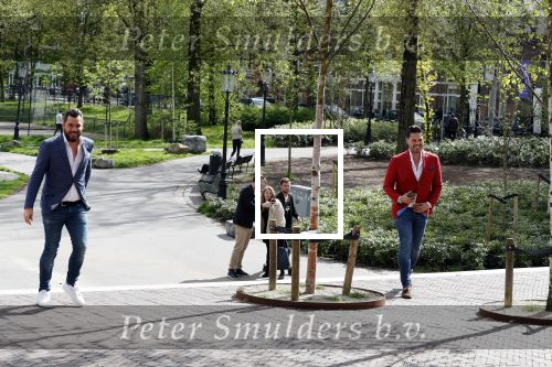 Amsterdam 25 september 2018
Presentatie lâ€™Homo van het blad Linda in Hotel Arena. Linda de Mol reikt het eerste exemplaar uit aan Erwin Olaf Hans v Manen en Hans Klok . Janice met partner
