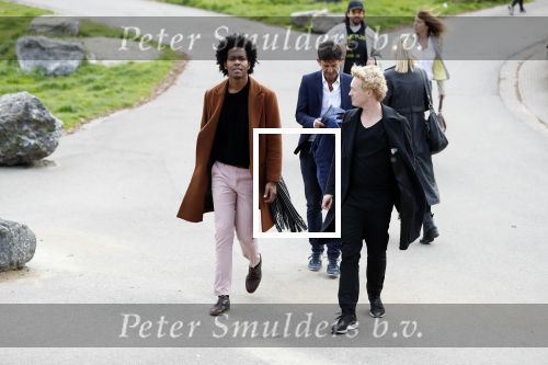 Amsterdam 25 september 2018
Presentatie lï¿½Homo van het blad Linda in Hotel Arena. Linda de Mol reikt het eerste exemplaar uit aan Erwin Olaf Hans v Manen en Hans Klok .
Jeangu Macrooy