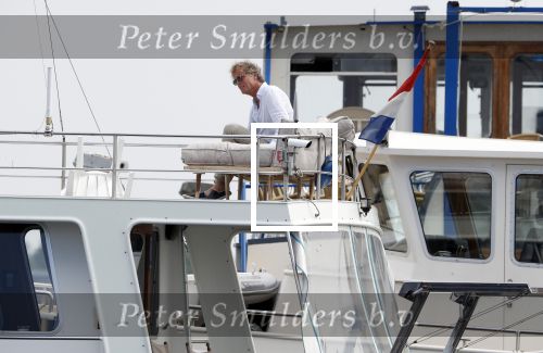 Amsterdam / Loosdrecht 12 mei 2018
Jeroen Pauw en zijn vriendin Zoe doen boodschappen in Amsterdam waarna ze naar hun boot in Loosdrecht rijden.