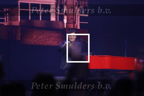 Amsterdam 14 april 2018
Heel holland zingt Hazes in het ziggo dome met oa Andre Hazes Jr Jeroen v d Boom Xander de Buisonje Roxeanne Hazes (zwanger) Peter Beense Trijntje Oosterhuis Danny de Munk Silver Metz en Barry Hay.