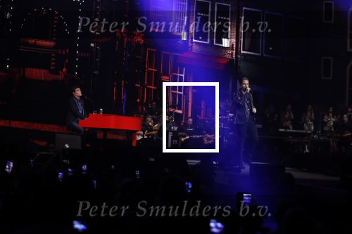 Amsterdam 14 april 2018
Heel holland zingt Hazes in het ziggo dome met oa Andre Hazes Jr Jeroen v d Boom Xander de Buisonje Roxeanne Hazes (zwanger) Peter Beense Trijntje Oosterhuis Danny de Munk Silver Metz en Barry Hay.