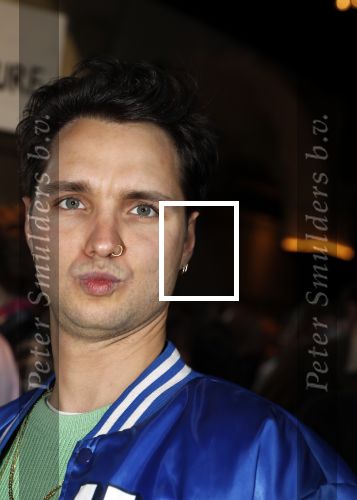 Amsterdam 25 september 2018
Presentatie lâ€™Homo van het blad Linda in Hotel Arena. Linda de Mol reikt het eerste exemplaar uit aan Erwin Olaf Hans v Manen en Hans Klok . Kay Nambiar en Jelte Steven Tuinstra (Jett Rebel)