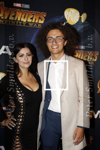 Amsterdam 24 april 2018
Premiere Avengers in pathe Arena. Jordi van den Bussche (kwebbelkop) met zijn vriendin Azzyland