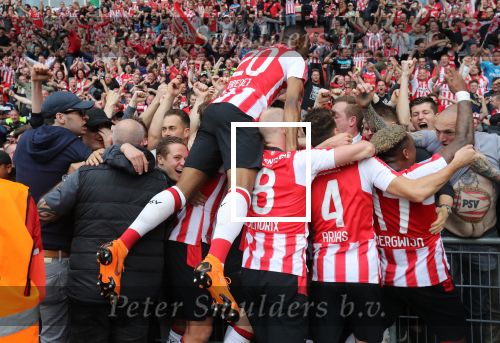 Eindhoven, 15 April 2018
PSV-AJAX, eindstand 3-0 en Landskampioen Seizoen 2017-2018
Joshua Brenet