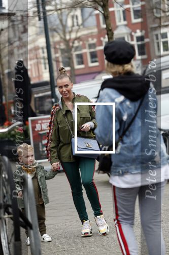 Amsterdam 11 april 2018
Kelly Loef met zoontje