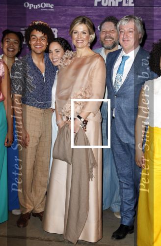 Amsterdam 16 april 2018
Premiere the color purple in de NDSM loods. Koningin Maxima met de cast waaronder Kenneth Herdigein