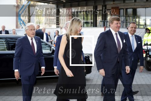 Amsterdam 18 april 2018
 Koning Willem-Alexander en koningin Maxima wonen de premiere bij van Gurre-Lieder in de Nationale Opera & Ballet in de stopera.