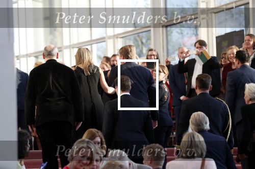 Amsterdam 18 april 2018
 Koning Willem-Alexander en koningin Maxima wonen de premiere bij van Gurre-Lieder in de Nationale Opera & Ballet in de stopera.