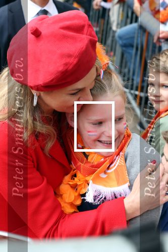 Groningen 27 april 2018
Koningsdag in Groningen met Koning Willem Alexander Koningin Maxima prinses Amalia Arian Alexia . Verder ook aanwezig Prins Maurits Prinses Marilene Prins Bernhard Prinses Annette Prins Floris Prinses Aimee en prins Pieter Christiaan.