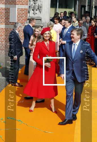Groningen 27 april 2018
Koningsdag in Groningen met Koning Willem Alexander Koningin Maxima prinses Amalia Arian Alexia . Verder ook aanwezig Prins Maurits Prinses Marilene Prins Bernhard Prinses Annette Prins Floris Prinses Aimee en prins Pieter Christiaan.