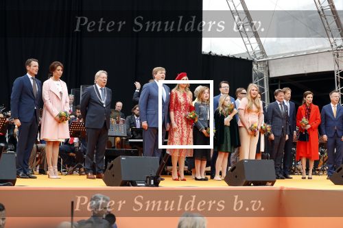 Groningen 27 april 2018
Koningsdag in Groningen met Koning Willem Alexander Koningin Maxima prinses Amalia Arian Alexia . Verder ook aanwezig Prins Maurits Prinses Marilene Prins Bernhard Prinses Annette Prins Floris Prinses Aimee en prins Pieter Christiaan.