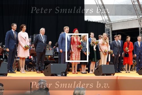 Groningen 27 april 2018
Koningsdag in Groningen met Koning Willem Alexander Koningin Maxima prinses Amalia Arian Alexia . Verder ook aanwezig Prins Maurits Prinses Marilene Prins Bernhard Prinses Annette Prins Floris Prinses Aimee en prins Pieter Christiaan.
