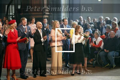 Groningen 27 april 2018
Koningsdag in Groningen met Koning Willem Alexander Koningin Maxima prinses Amalia Arian Alexia . Verder ook aanwezig Prins Maurits Prinses Marilene Prins Bernhard Prinses Annette Prins Floris Prinses Aimee en prins Pieter Christiaan.
