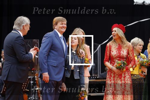 Groningen 27 april 2018
Koningsdag in Groningen met Koning Willem Alexander Koningin Maxima prinses Amalia Arian Alexia . Verder ook aanwezig Prins Maurits Prinses Marilene Prins Bernhard Prinses Annette Prins Floris Prinses Aimee en prins Pieter Christiaan.