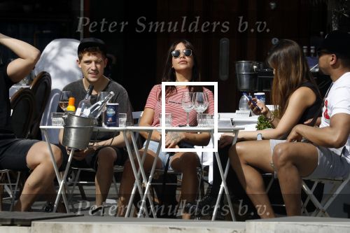 Amsterdam 19 april 2018
Lil Kleine met zijn vriendin jamie Vaes op terras bij George