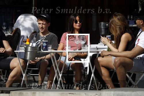 Amsterdam 19 april 2018
Lil Kleine met zijn vriendin jamie Vaes op terras bij George