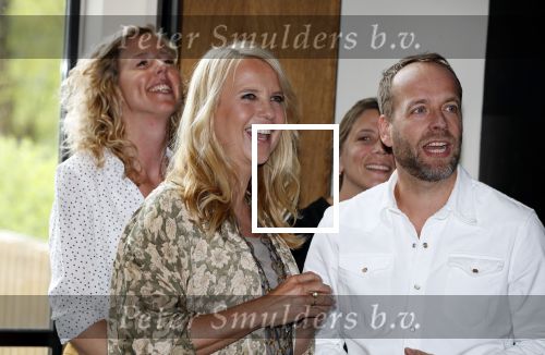 Amsterdam 25 september 2018
Presentatie lâ€™Homo van het blad Linda in Hotel Arena. Linda de Mol reikt het eerste exemplaar uit aan Erwin Olaf Hans v Manen en Hans Klok . Linda de Mol en hoofdredacteur Iebele van der Meulen