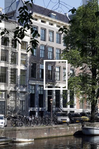 Amsterdam 9 mei 2018
Marcel Boekhoorn heeft een fantastisch pand/huis/appartement op de gracht gekocht.