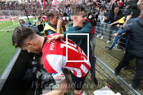 Eindhoven, 15 April 2018
PSV-AJAX, eindstand 3-0 en Landskampioen Seizoen 2017-2018
Marco v Ginkel