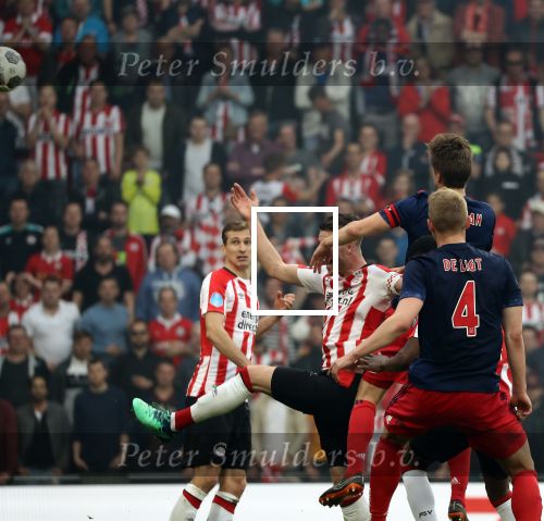 Eindhoven, 15 April 2018
PSV-AJAX, eindstand 3-0 en Landskampioen Seizoen 2017-2018
Marco v Ginkel