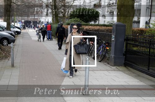 Hamburg 13 april 2018
Sylvie Meis viert haar 40e verjaardag oa met haar vader en moeder en haar broer Daniel. Ze gingen smiddags lunchen in Restaurant Daniel en s avonds was het feest in hotel Radisson Blue in Hamburg. De PA van Sylvie  Marina Coburger