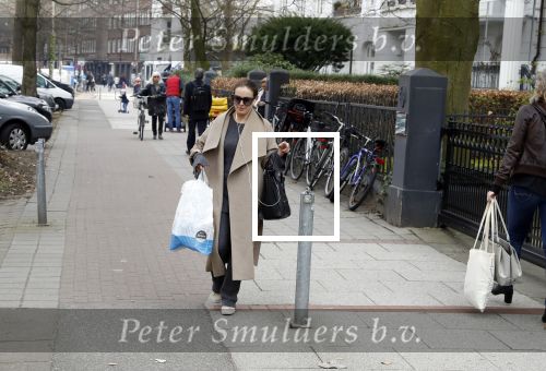 Hamburg 13 april 2018
Sylvie Meis viert haar 40e verjaardag oa met haar vader en moeder en haar broer Daniel. Ze gingen smiddags lunchen in Restaurant Daniel en s avonds was het feest in hotel Radisson Blue in Hamburg. De PA van Sylvie  Marina Coburger