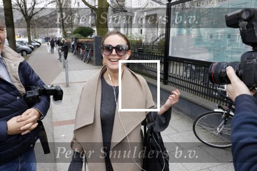 Hamburg 13 april 2018
Sylvie Meis viert haar 40e verjaardag oa met haar vader en moeder en haar broer Daniel. Ze gingen smiddags lunchen in Restaurant Daniel en s avonds was het feest in hotel Radisson Blue in Hamburg. De PA van Sylvie  Marina Coburger