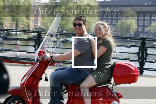 Amsterdam 22 april 2018
Martijn Krabbe met zijn dochter Michelle op de vespa scooter.