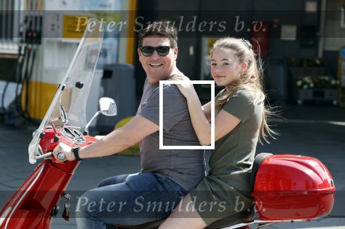Amsterdam 22 april 2018
Martijn Krabbe met zijn dochter Michelle op de vespa scooter.