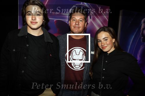 Amsterdam 24 april 2018
Premiere Avengers in pathe Arena. Martijn Krabbe met zoon Bickel en dochter Michelle