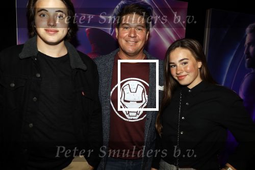 Amsterdam 24 april 2018
Premiere Avengers in pathe Arena. Martijn Krabbe met zoon Bickel en dochter Michelle