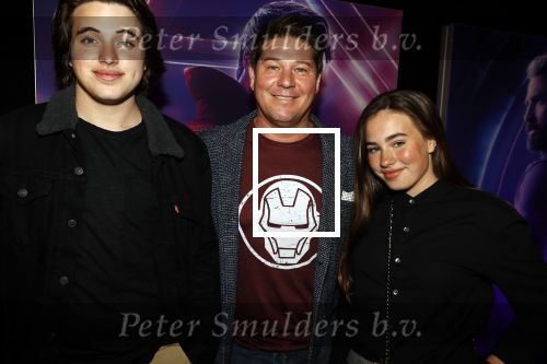 Amsterdam 24 april 2018
Premiere Avengers in pathe Arena. Martijn Krabbe met zoon Bickel en dochter Michelle
