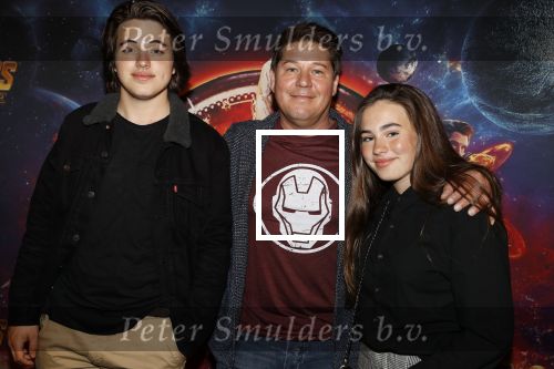 Amsterdam 24 april 2018
Premiere Avengers in pathe Arena. Martijn Krabbe met zoon Bickel en dochter Michelle