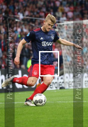 Eindhoven, 15 April 2018
PSV-AJAX, eindstand 3-0 en Landskampioen Seizoen 2017-2018
 Matthijs de Ligt