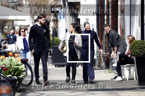 Amsterdam 10 april 2018
Monica Geuze ( zwanger) met haar vriend Lars Veldwijk op de cornelis schuytstraat