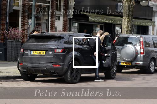 Amsterdam 10 april 2018
Monica Geuze ( zwanger) met haar vriend Lars Veldwijk op de cornelis schuytstraat