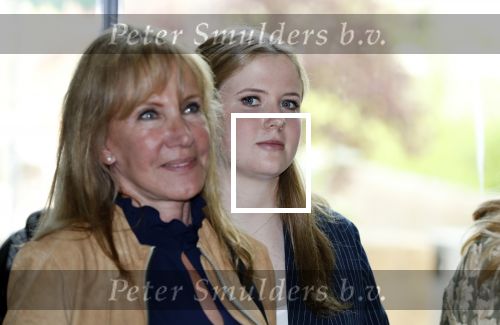 Amsterdam 25 september 2018
Presentatie lâ€™Homo van het blad Linda in Hotel Arena. Linda de Mol reikt het eerste exemplaar uit aan Erwin Olaf Hans v Manen en Hans Klok . Linda met manager Xenia Kasper en dochter Noa Vahle