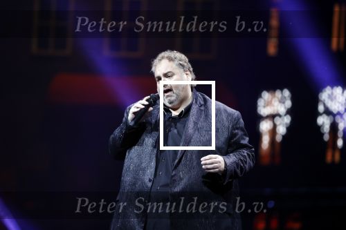 Amsterdam 14 april 2018
Heel holland zingt Hazes in het ziggo dome met oa Andre Hazes Jr Jeroen v d Boom Xander de Buisonje Roxeanne Hazes (zwanger) Peter Beense Trijntje Oosterhuis Danny de Munk Silver Metz en Barry Hay.